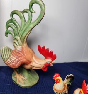 w77- Rooster Figurine. Chicken Salt/Pepper Shakers - Image 3