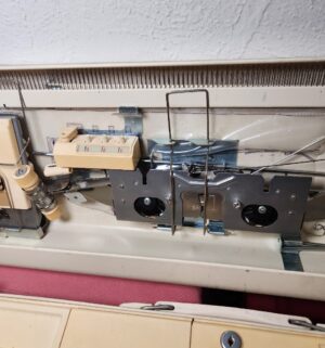 x85- Brother KH840 Knitting Machine - Image 4