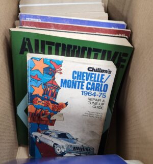 y38- vintage chevy repair books - Image 4