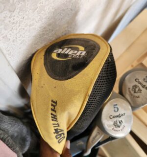 b78- 2 sets of golf clubs - Image 4