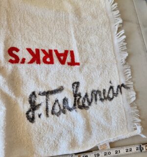 b158- Jerry Tarkanian Autographed Basketball & Towel. NO COA - Image 3