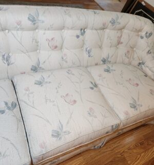 d50- LT Designs Sofa - Image 3