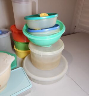 d228- Tupperware Collection - Image 4