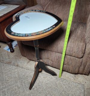 pa43- Heart Table by Collections ETC - Image 3