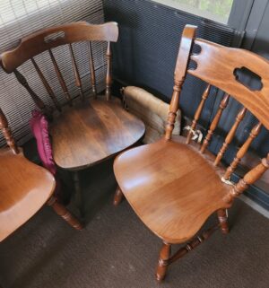 pa65- 4 vintage chairs - Image 3