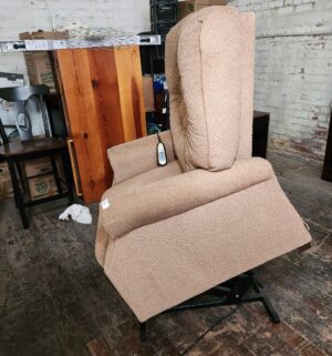 pb52- Lift Chair by Ultra Comfort. Fully Tested/works perfect - Image 3