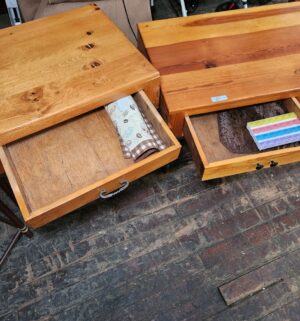 pb61- 3 Piece Table Set. Good Shape. Made in Mexico - Image 7