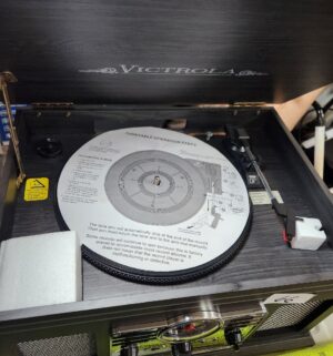 pb66- Victrola Media Player. All componets tested/works - Image 3
