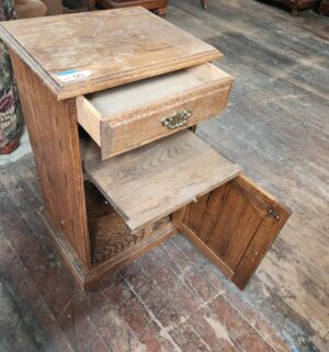 n95- Oak Phone / End Table - Image 3