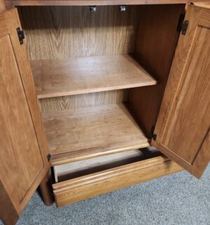 m1- Dresser Chest w/ Mirror Hutch. Great Shape - Image 3