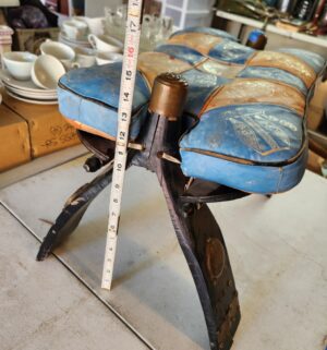 m75- antique camel saddle - Image 3