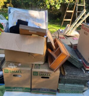 m95- MASSIVE RESELLER LOT. 30+ boxes of household items, Buyer load & Take All. No Tables - Image 3