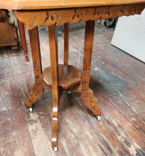 n160- Antique Victorian Table - Image 3