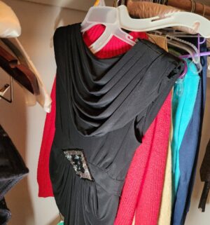 q24- Clothing, Shoes in master closet - Image 4