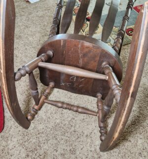 r16- vintage adult size rocking chair - Image 6