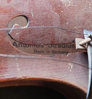 x112- Vintage Antonius Stradiuarius Violin. Made in Germany - Image 5