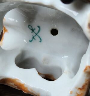 y45- antique figurines - Image 3
