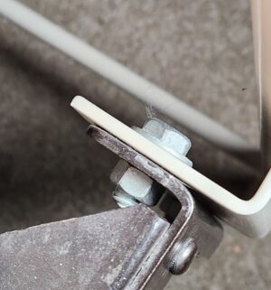 y57- Day Bed, Must take mattress - Image 3