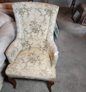 y107- arm chair - Image 3