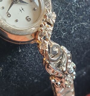 z66- Antique Lady Hamilton Geniune Diamond Watch. 14k Gold. 22 Jewels - Image 3