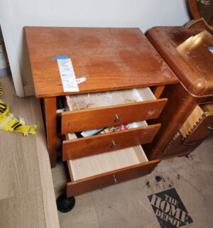 a60- 3 drawer end table - Image 3