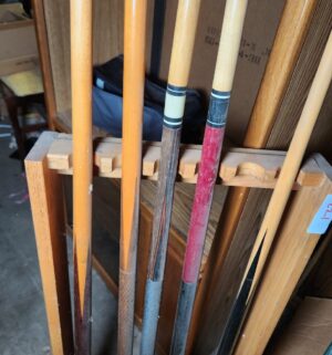 a221- Pool Cues w/ Rack - Image 3