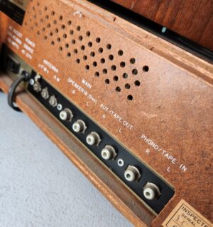po1329- Unisonic The Chippendale Model MX-8888. powers on - Image 6