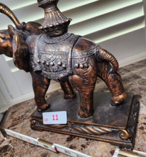 f11- Elephant Centerpiece. Great Condition - Image 4