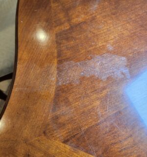 f16- 8 Chair Dining Table w/ 2 Extensions. Caneback Chairs. Excellent Condition - Image 8