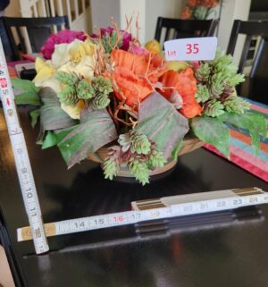 f35- Fake Flower Arrangement