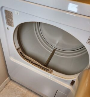 n22- Maytag Gas Dryer. Tested/works - Image 4