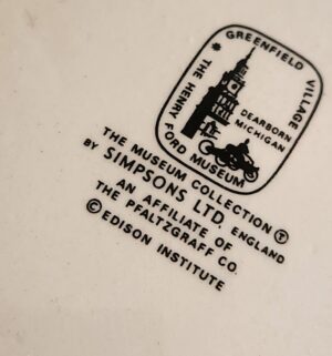 p55- large covered dish w/ platter - Image 3