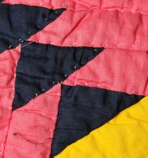 o138- Vintage Hand Stitched Quilt - Image 3