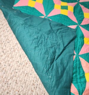 o139- Vintage Hand Stiched Quilt - Image 3