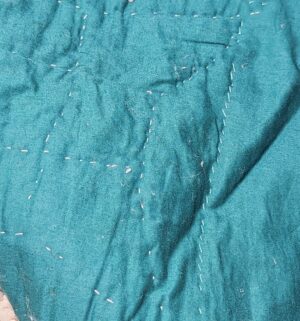 o139- Vintage Hand Stiched Quilt - Image 4