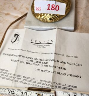 o180- Beautiful Fenton Lamp w/ paperwork - Image 4