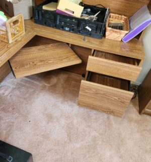 p171- Computer Desk - Image 4