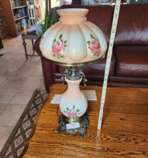 q80- Fenton Rose Garden Student Lamp