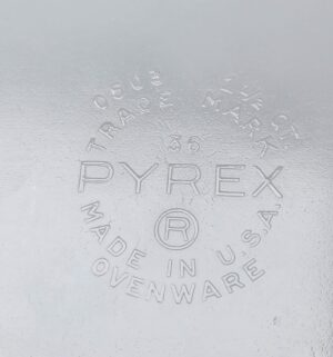 q355- Pyrex covered dish - Image 3