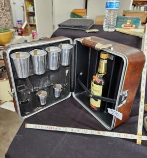 q370- Platt Travel Bar - Image 1