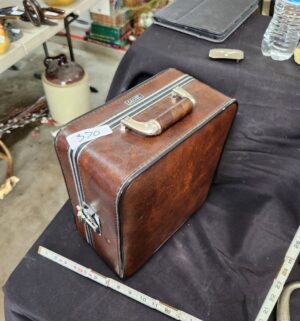 q370- Platt Travel Bar - Image 3