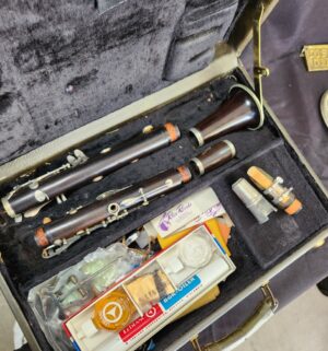 q372- Selmer Series 10 Clarinet - Image 6