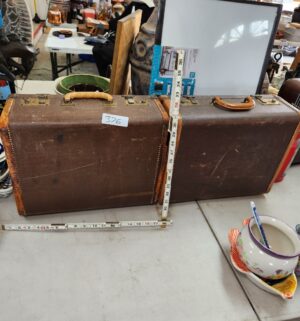 q376- 2 antique leather suitcases - Image 1