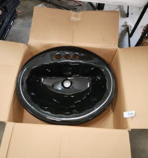 q390- New sink in the box - Image 1