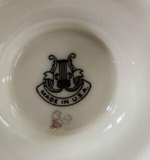 q407- Castleton China Sunnyvale dish set - Image 4