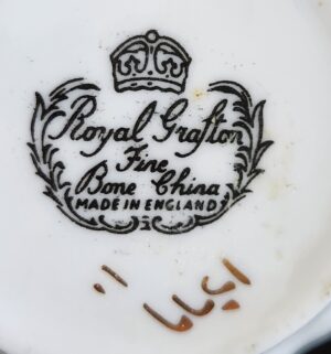 q418- Royal Grafton Cup/Saucer - Image 2