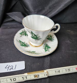 q421- Royal Grafton Cup/Saucer - Image 1