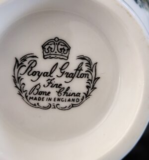 q421- Royal Grafton Cup/Saucer - Image 2