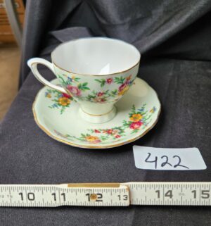 q422- Colclough Cup/Saucer - Image 1