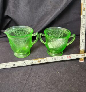 q430- Green Depression Glass Georgian Lovebirds Cream/Sugar - Image 1